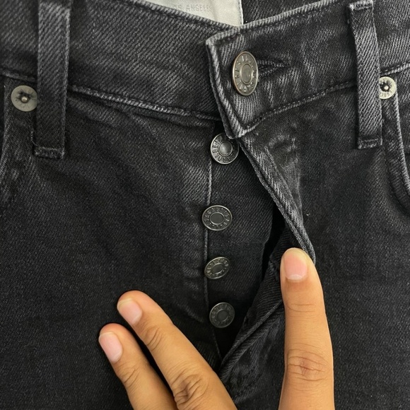 Agolde Carrie Skinny Bermuda Denim Shorts - Picture 8 of 12